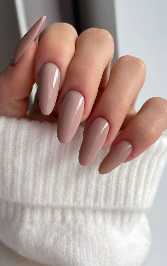 nude nail